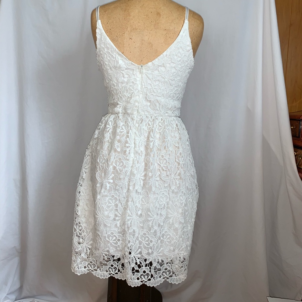 JANICE  white lace dress w/spaghetti straps - Picture 2 of 4